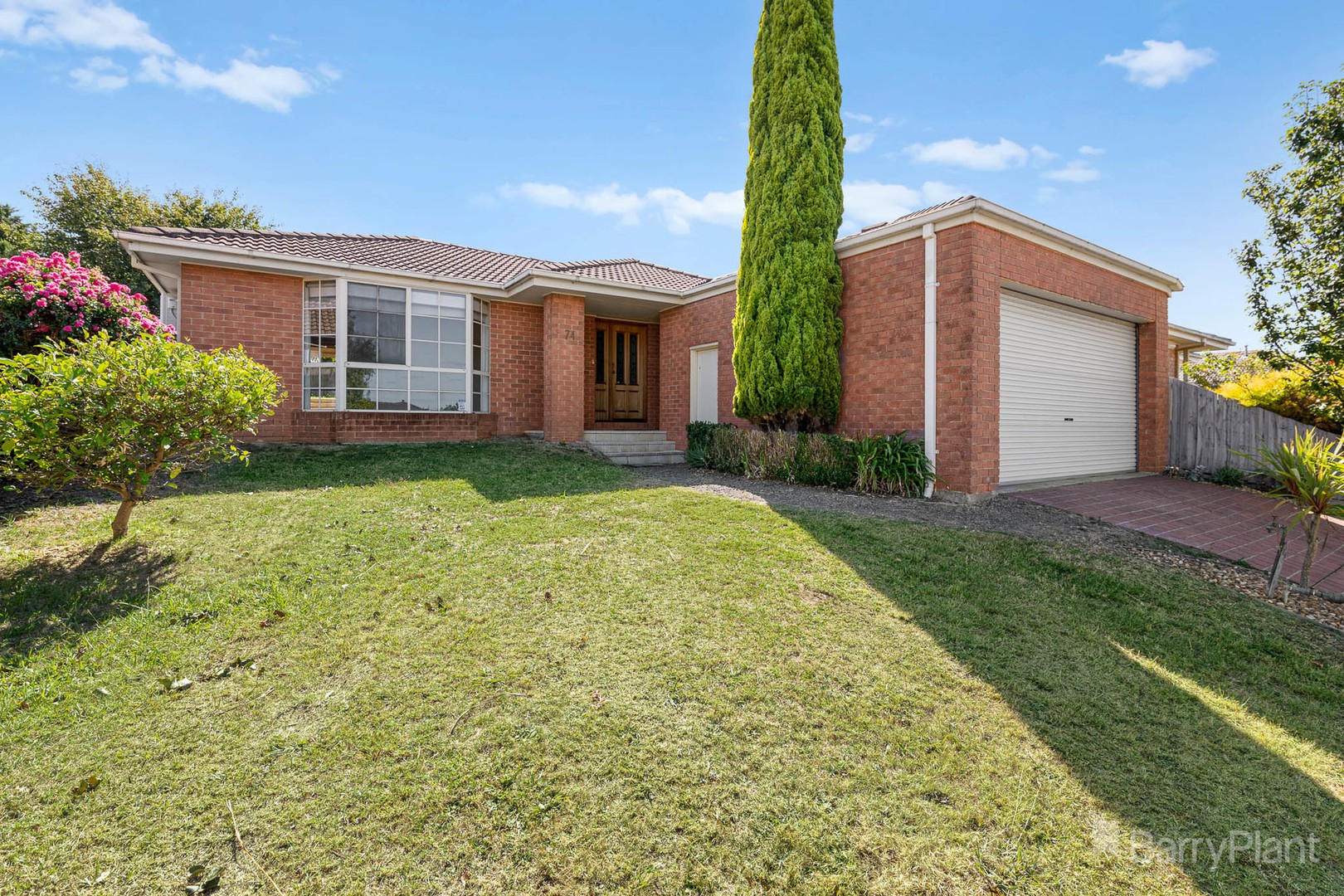 74 Hinrichsen Drive, Hallam, VIC 3803, Hallam - Thumbnail 2