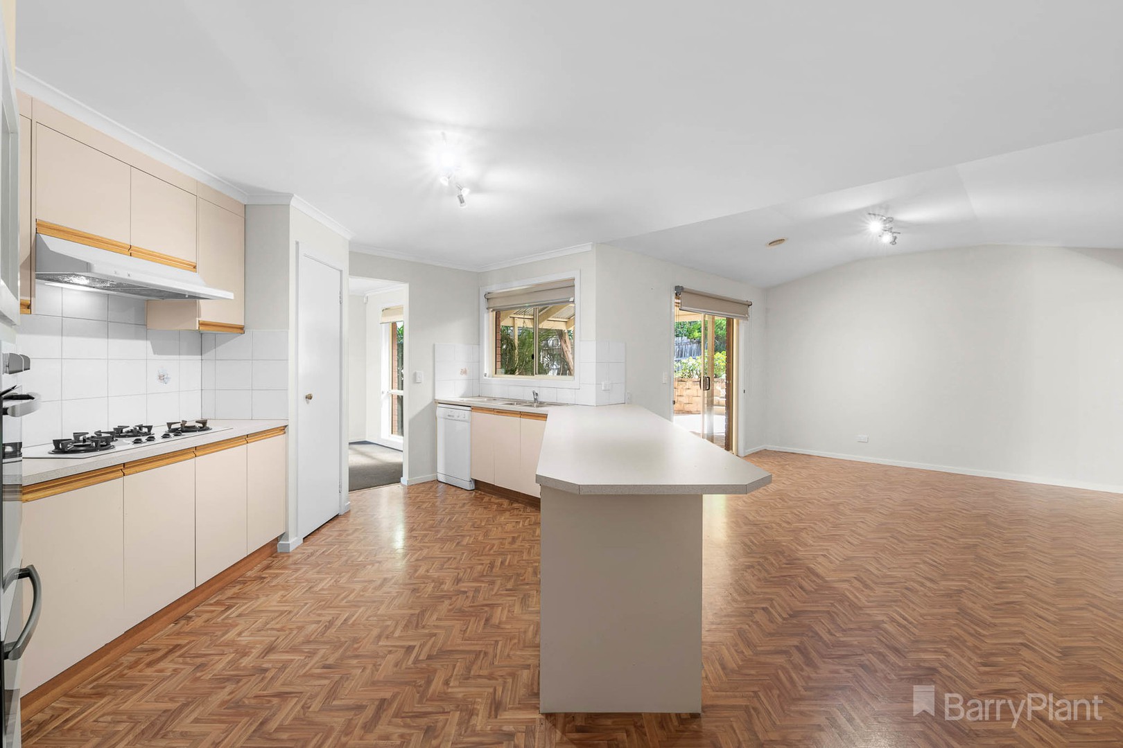 74 Hinrichsen Drive, Hallam, VIC 3803, Hallam - Thumbnail 7