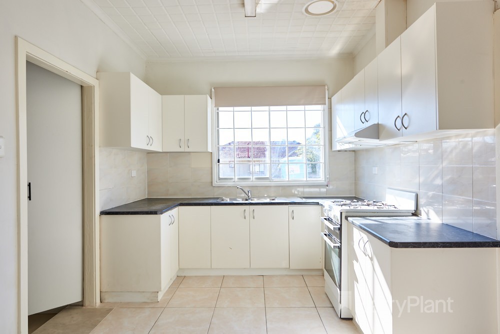 74 Jesson Crescent, Dandenong, VIC 3175 - Thumbnail 2 - 21/10/2021