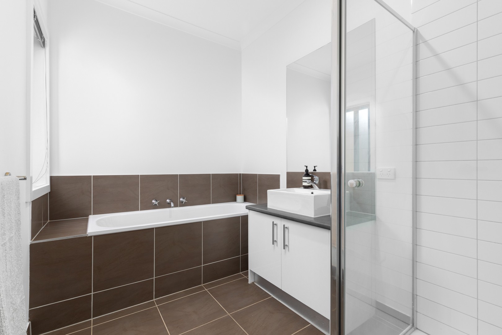 74 Kingsford Drive, Point Cook, VIC 3030, Point Cook - Thumbnail 7