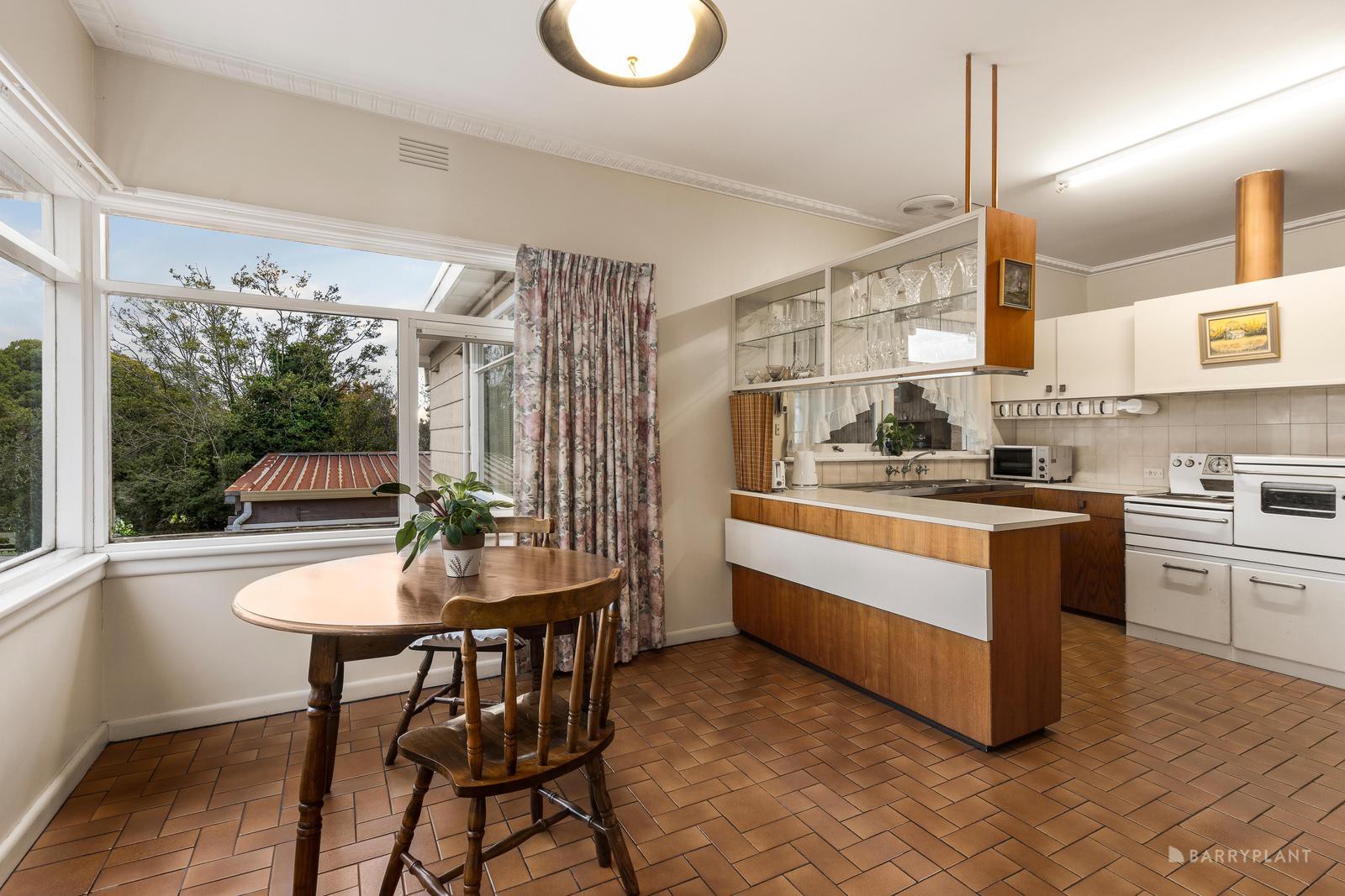 74 Leeds Street, Doncaster East, VIC 3109, Doncaster East - Thumbnail 5