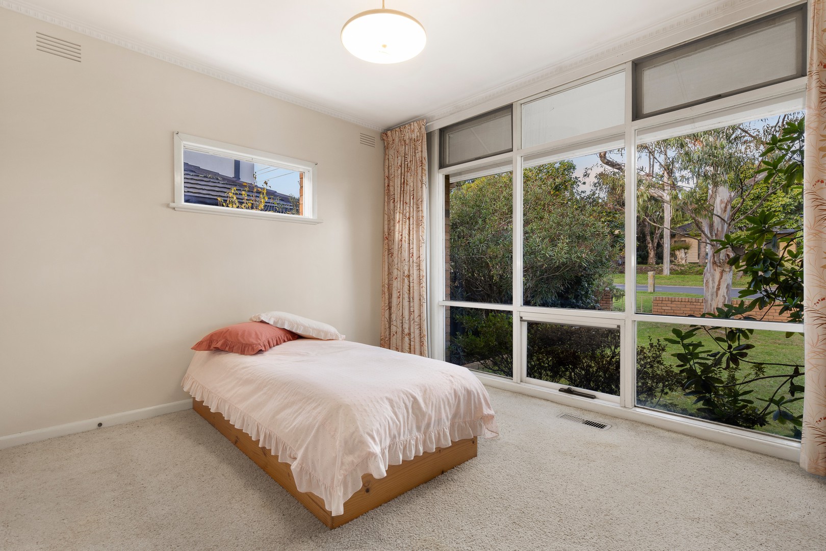 74 Leeds Street, Doncaster East, VIC 3109, Doncaster East - Thumbnail 7