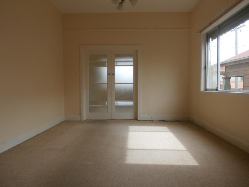 74 Marks Street, Coburg, VIC 3058, Coburg - Thumbnail 2