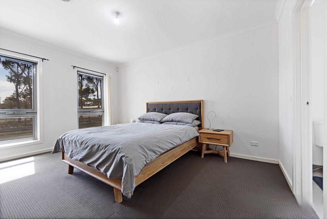 74 Moondani Avenue, St Albans, VIC 3021, St Albans - Thumbnail 4