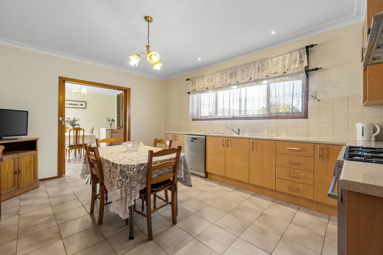 74 Radford Road, Reservoir, VIC 3073, Reservoir - Thumbnail 2