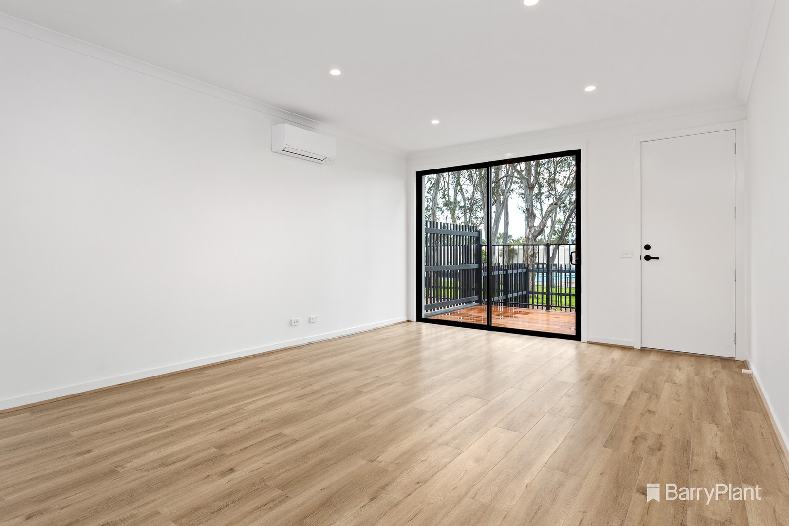 74 Riana Loop, Eumemmerring, VIC 3177, Eumemmerring - Thumbnail 8