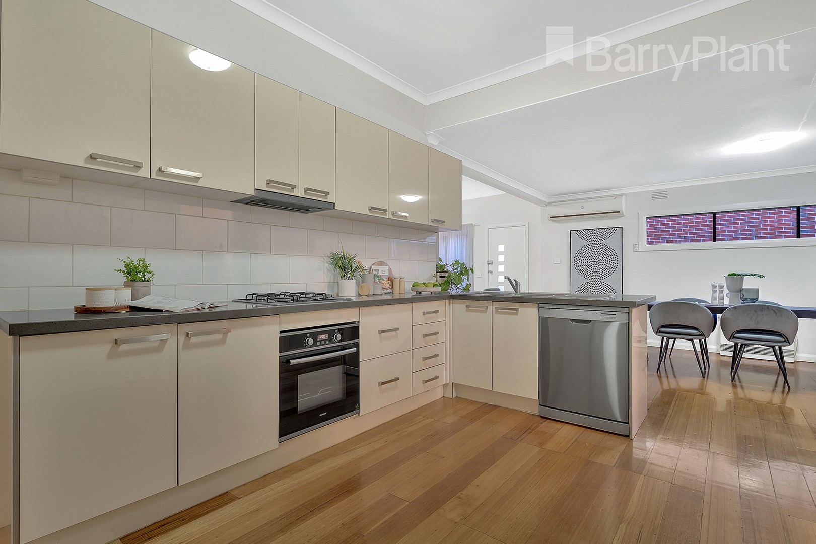 74 Royal Parade, Reservoir, VIC 3073, Reservoir - Thumbnail 8