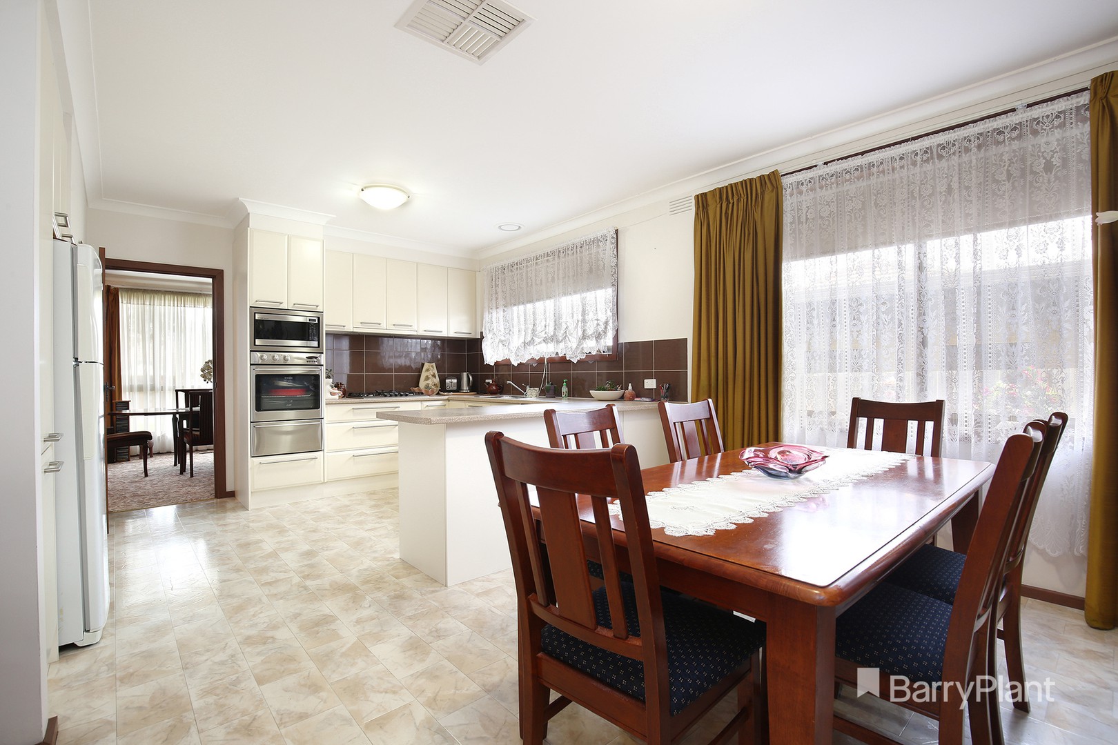 74 Snell Grove, Oak Park, VIC 3046, Oak Park - Thumbnail 6