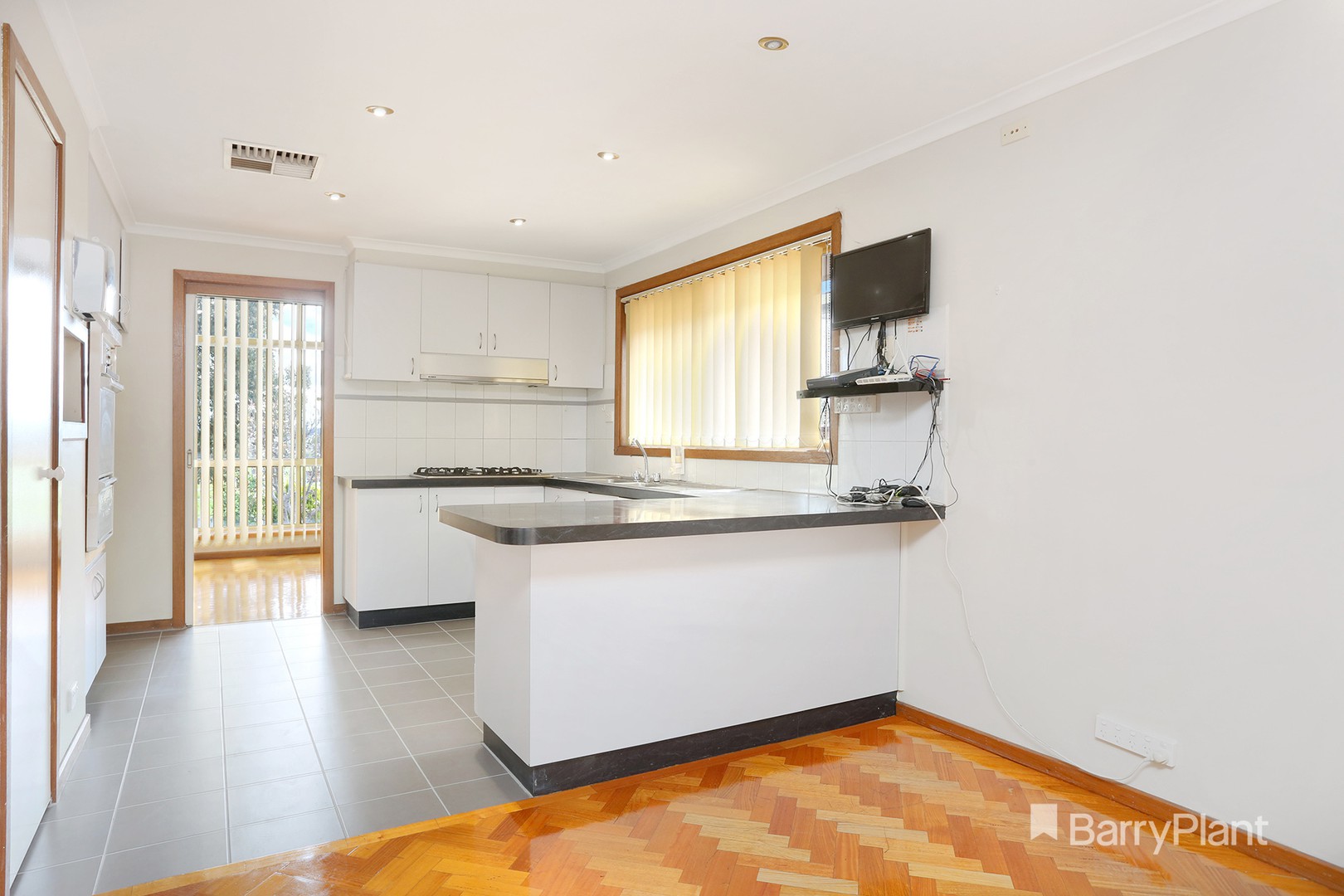 74 Tarcoola Avenue, Meadow Heights, VIC 3048, Meadow Heights - Thumbnail 5