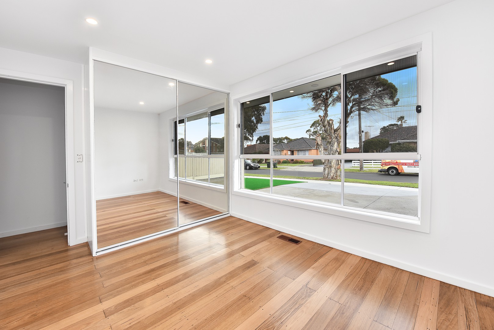 74 Thompson Street, Avondale Heights, VIC 3034, Avondale Heights - Thumbnail 3
