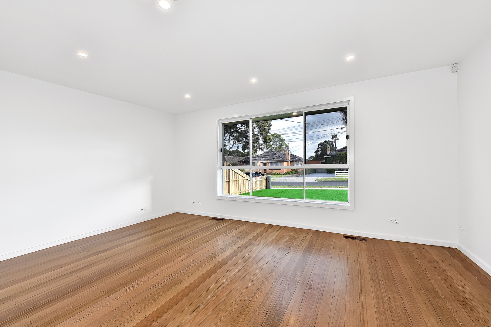 74 Thompson Street, Avondale Heights, VIC 3034, Avondale Heights - Thumbnail 5
