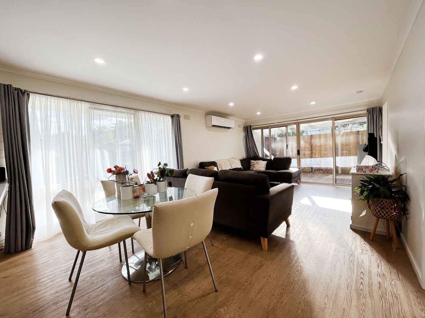 74  Thornhill  Road, Highton, VIC 3216, Highton - Thumbnail 2