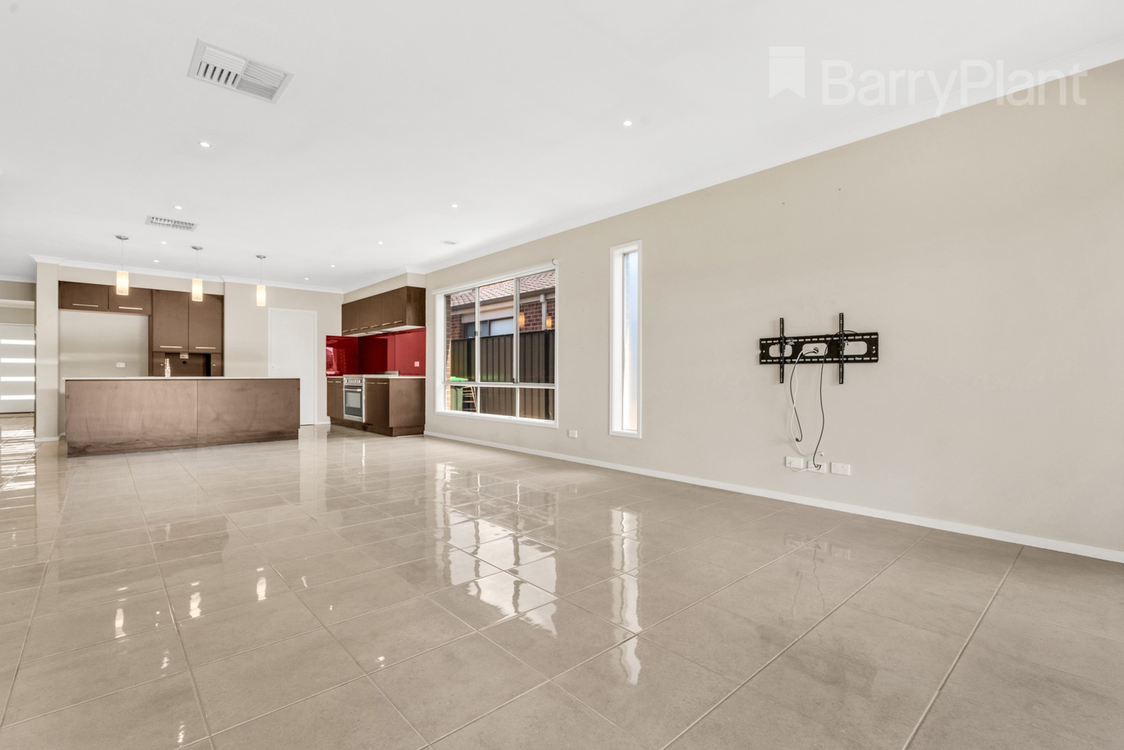 74 Wattletree Street, Craigieburn, VIC 3064, Craigieburn - Thumbnail 3