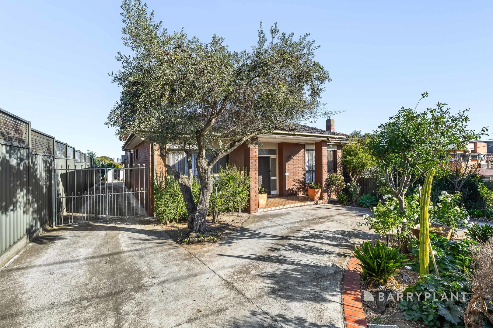 741 Bell Street, Preston, VIC 3072 - Thumbnail 2 - 12/02/2025