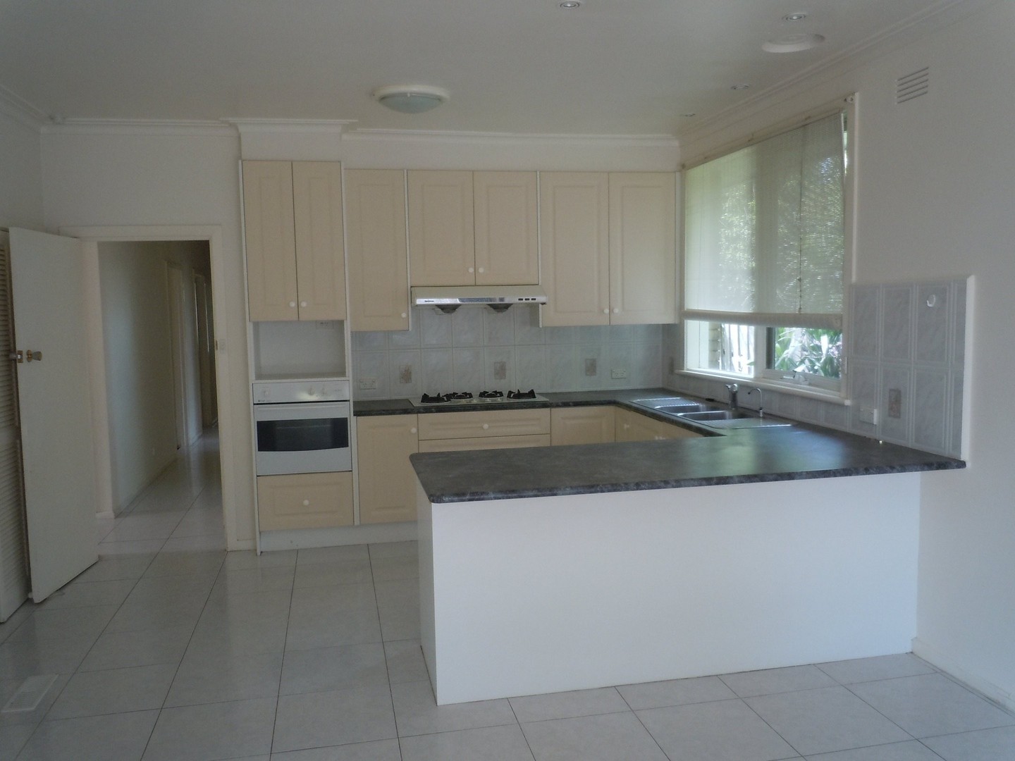 742 Doncaster Road, Doncaster, VIC 3108 - Thumbnail 2 - 17/01/2024