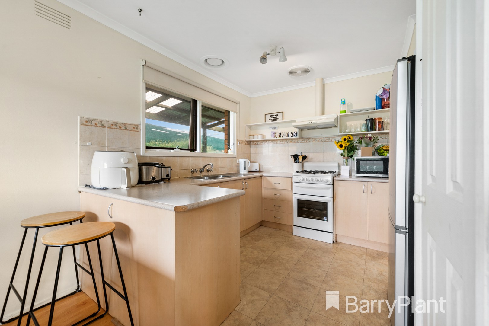 75 Bernard Drive, Melton South, VIC 3338, Melton South - Thumbnail 5