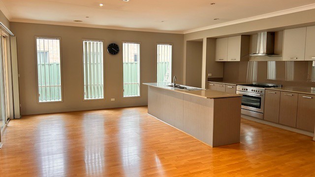 75 Botanical Drive, Caroline Springs, VIC 3023 - Thumbnail 2 - 21/07/2025