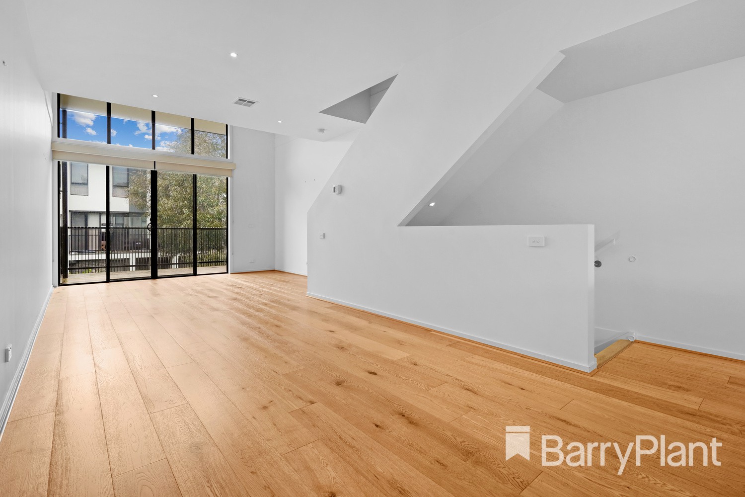 75 Central Park Walk, Cheltenham, VIC 3192, Cheltenham - Thumbnail 2