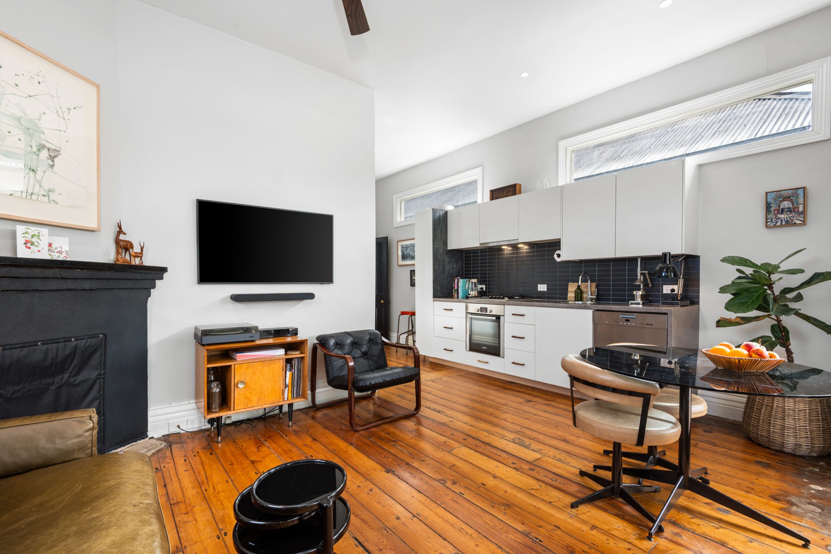 75 Clarendon Street, Newtown, VIC 3220 - Thumbnail 2 - 03/12/2025