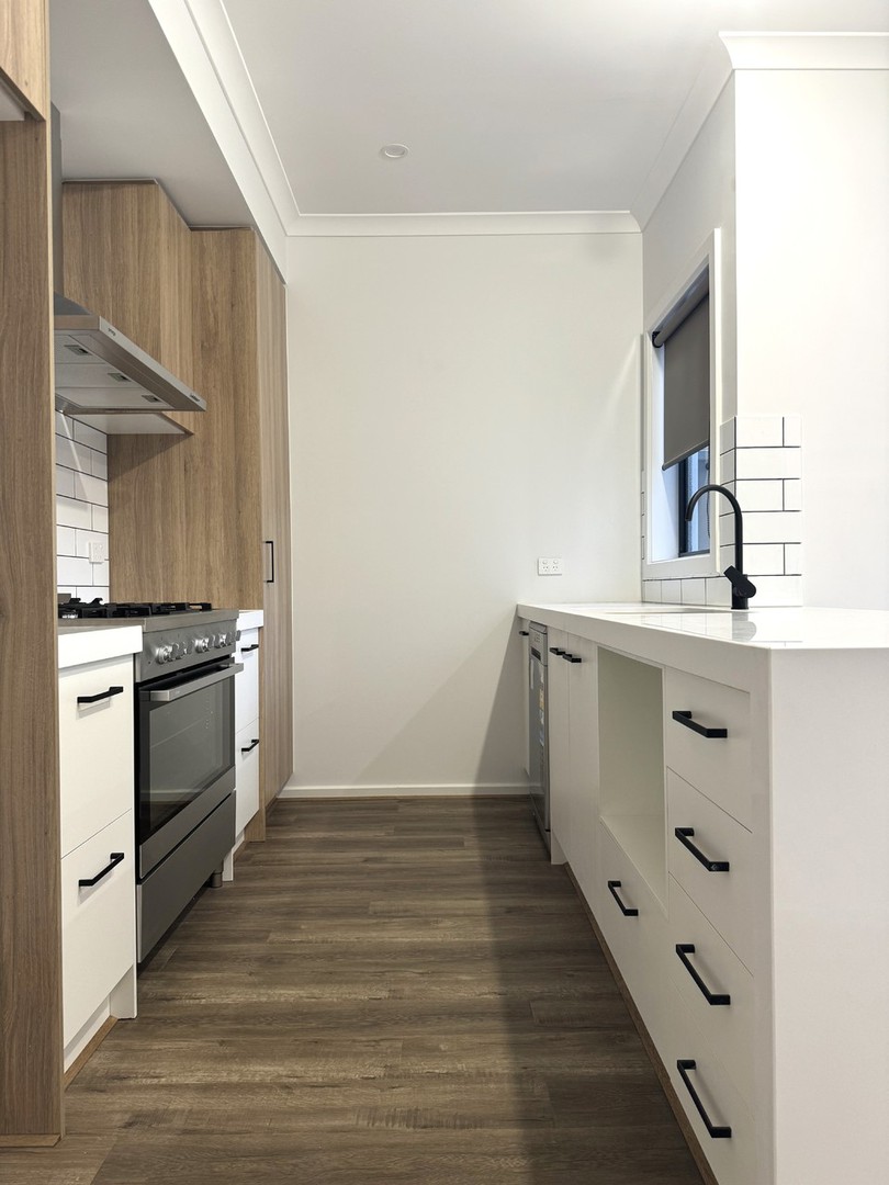 75 Danube Road, Truganina, VIC 3029, Truganina - Thumbnail 2