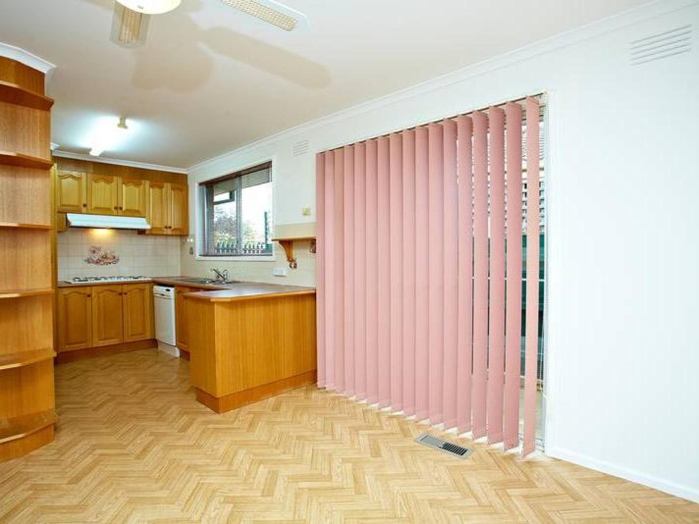75 Grace Street, Melton South, VIC 3338, Melton South - Thumbnail 3