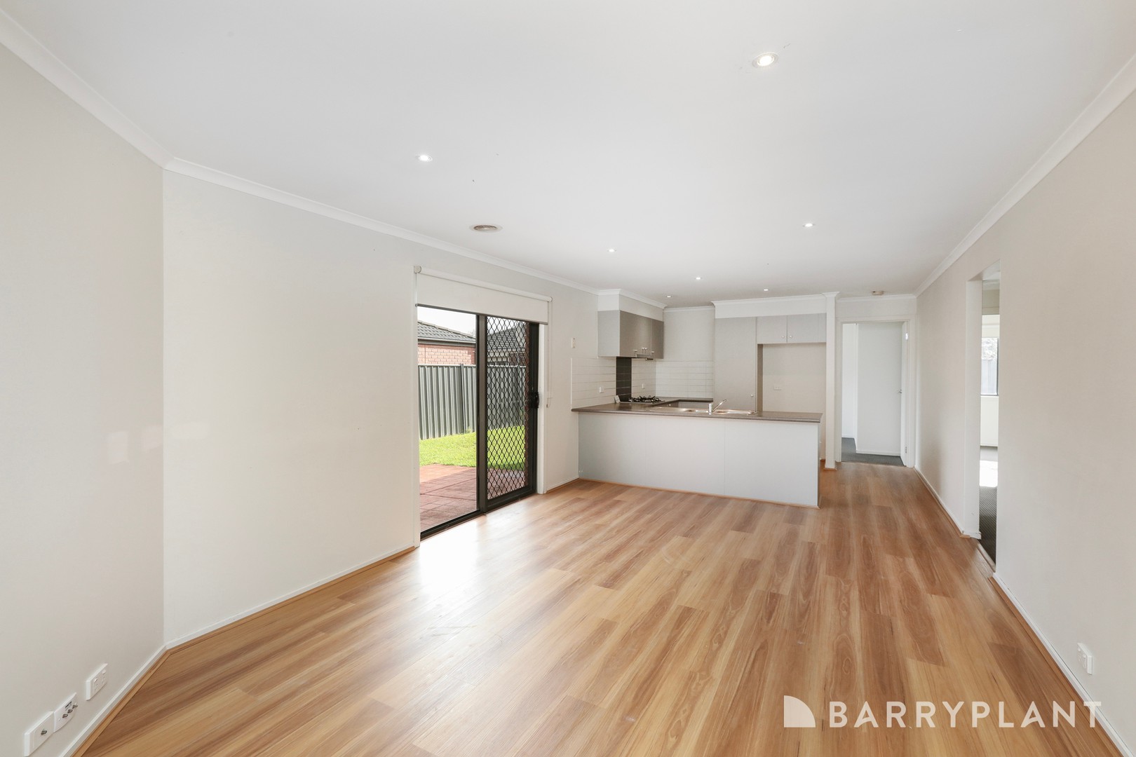 75 Hatchlands Drive, Deer Park, VIC 3023, Deer Park - Thumbnail 4