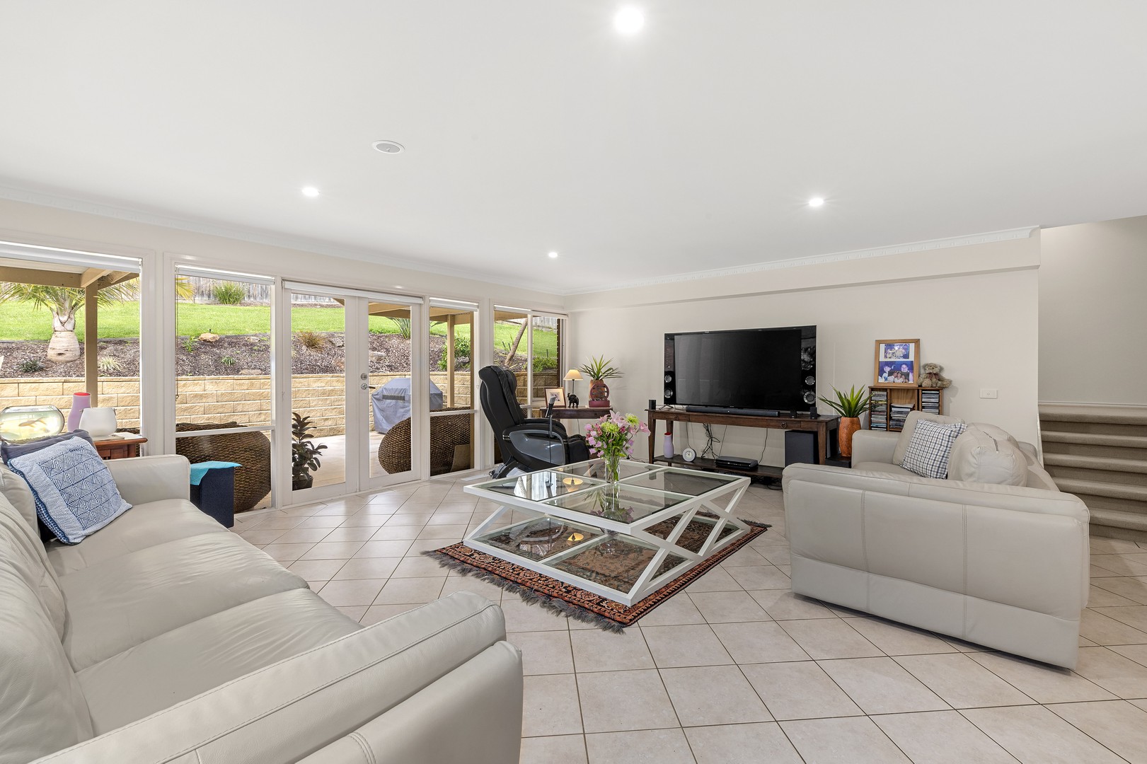 75 Kalbar Road, Eltham, VIC 3095 - Thumbnail 2 - 01/12/2021
