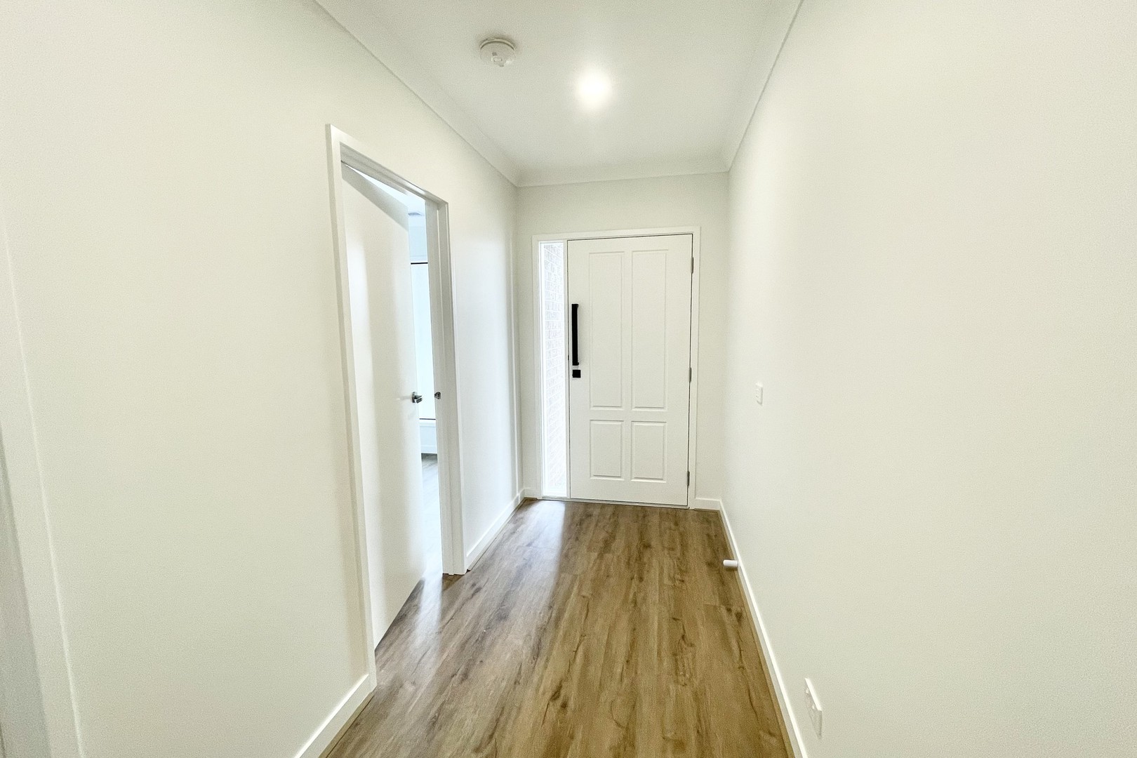 75 Montmarte Boulevarde, Burnside, VIC 3023, Burnside - Thumbnail 2