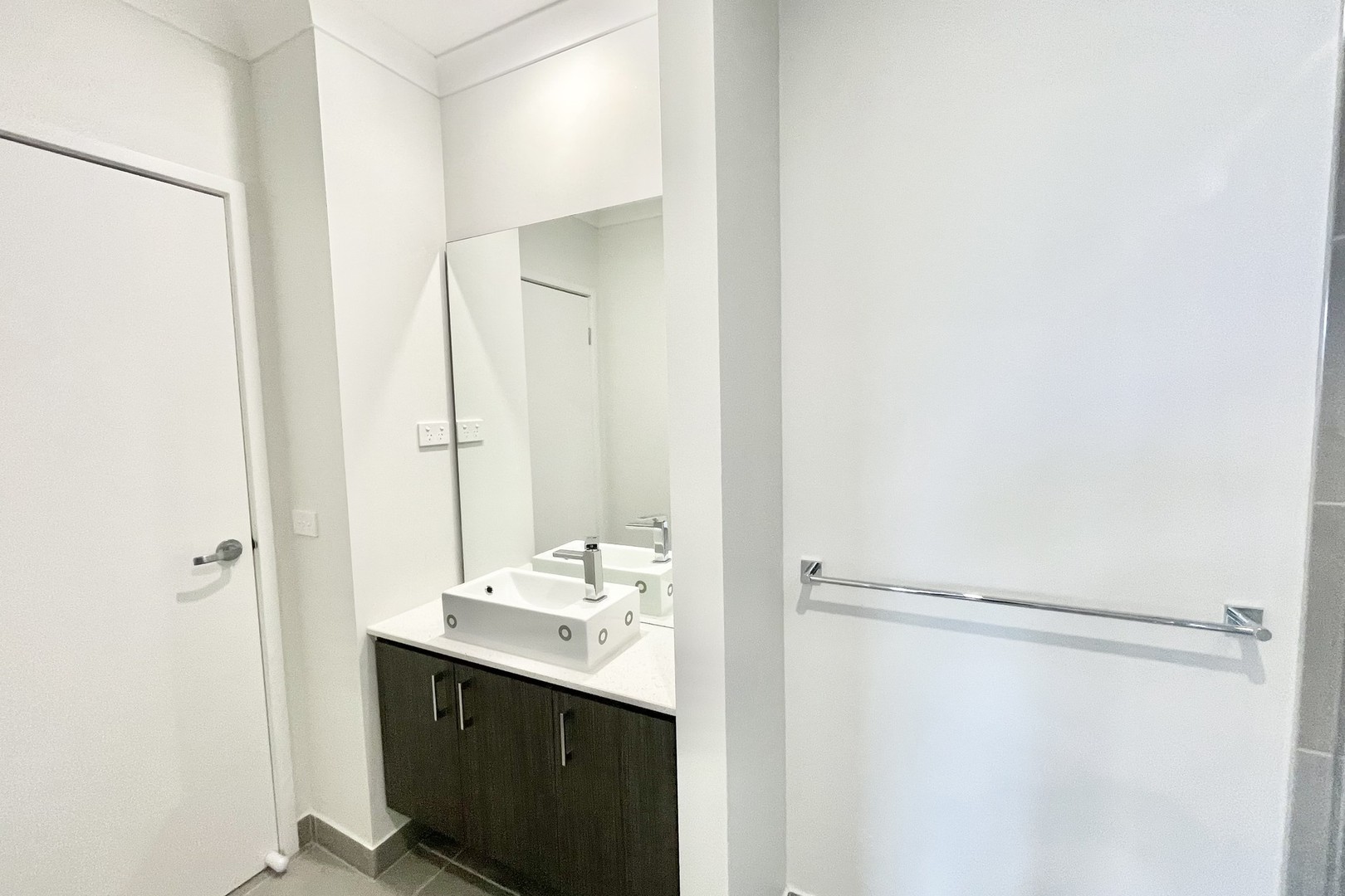 75 Montmarte Boulevarde, Burnside, VIC 3023, Burnside - Thumbnail 4