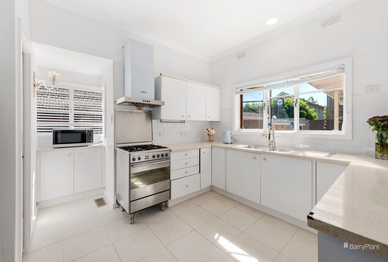 75 Panoramic Road, Balwyn North, VIC 3104, Balwyn North - Thumbnail 3