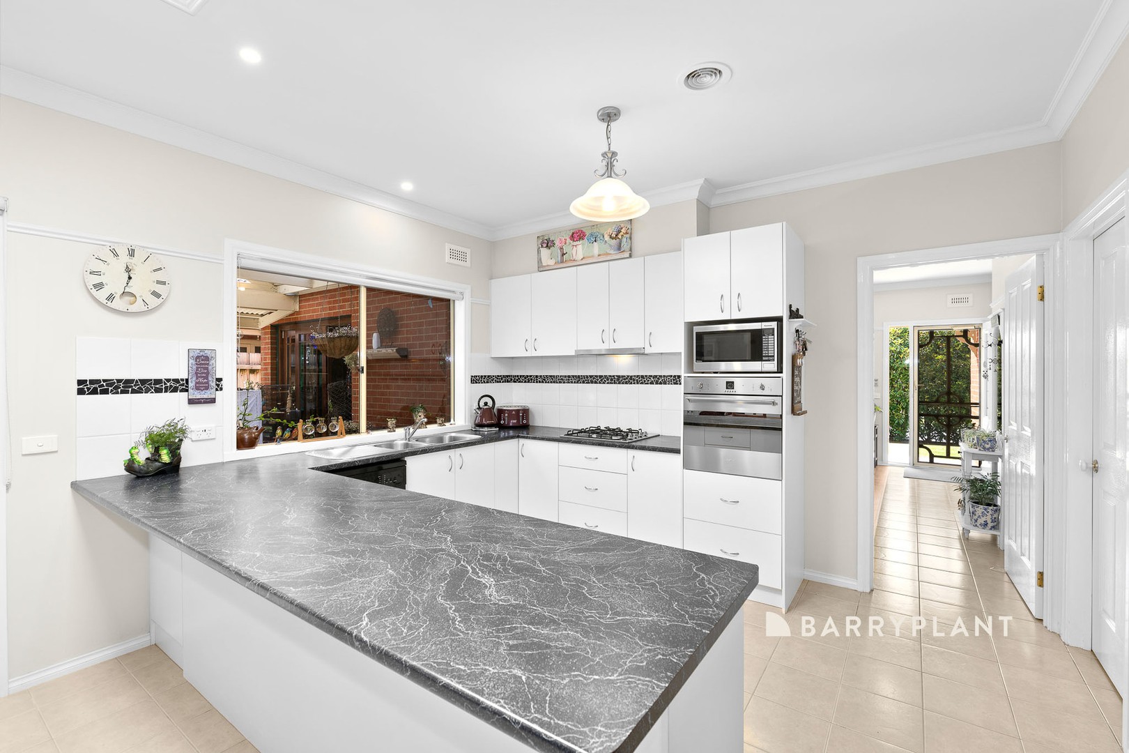 75 Sandalwood Drive, Pakenham, VIC 3810, Pakenham - Thumbnail 6
