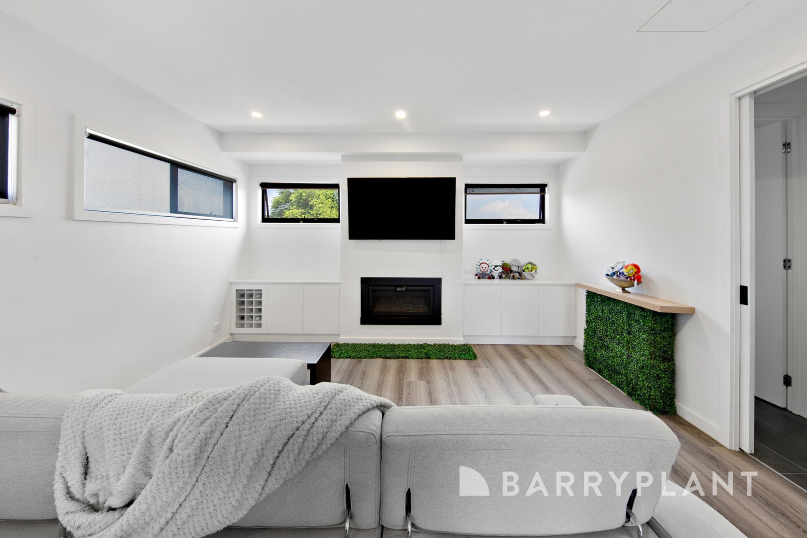 75A Conrad Street, St Albans, VIC 3021 - Thumbnail 2 - 07/03/2025