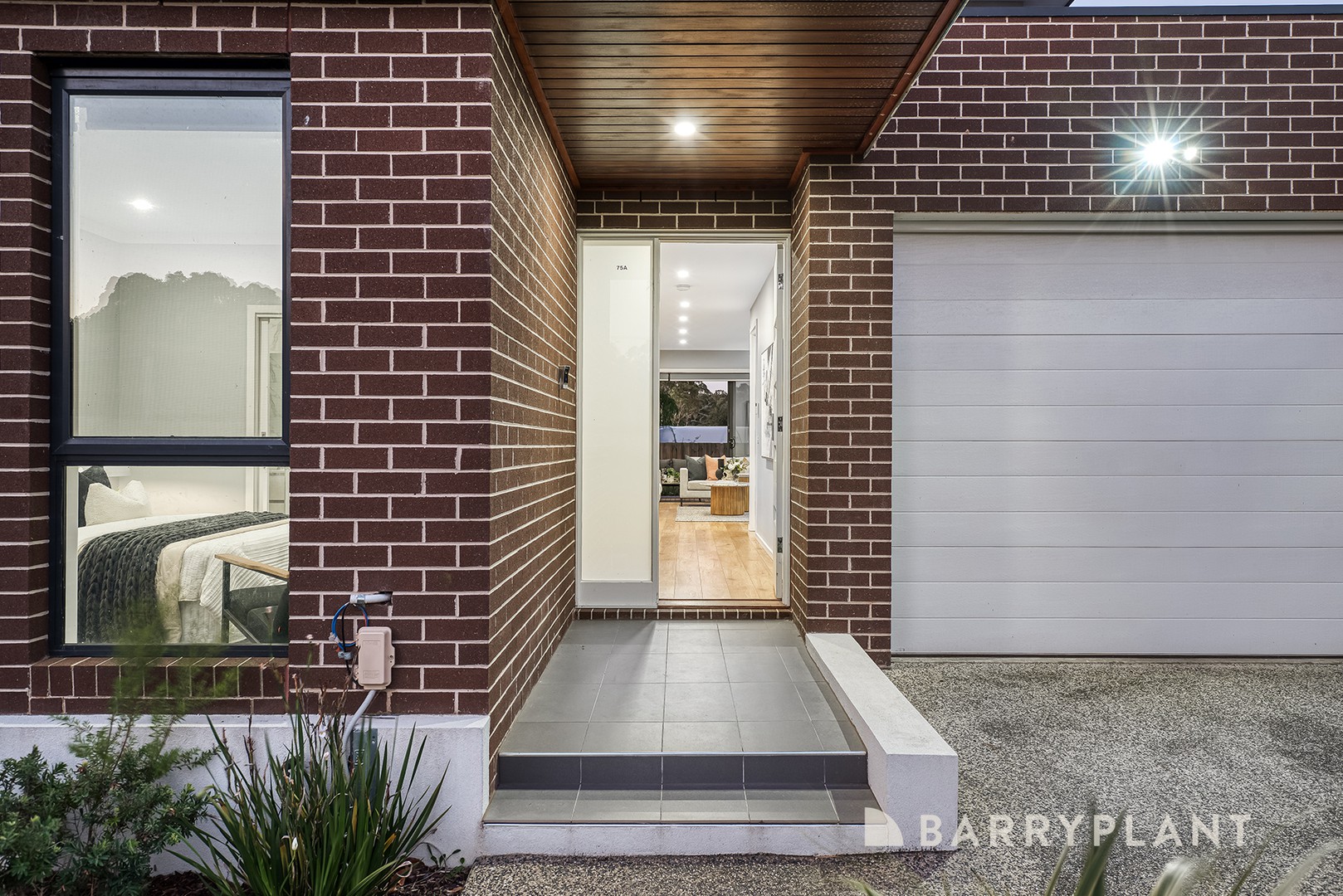 75a Rachelle Drive, Wantirna, VIC 3152 - Thumbnail 2 - 12/02/2024