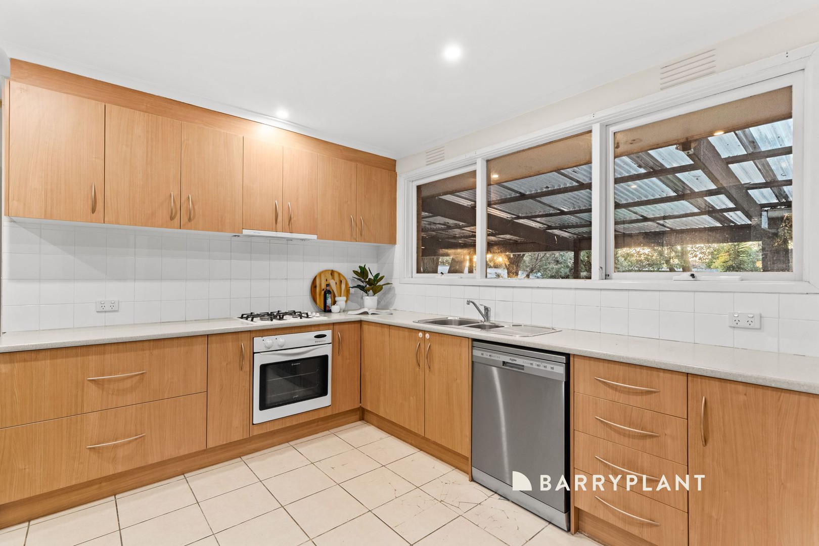 76 Adele Avenue, Ferntree Gully, VIC 3156, Ferntree Gully - Thumbnail 3