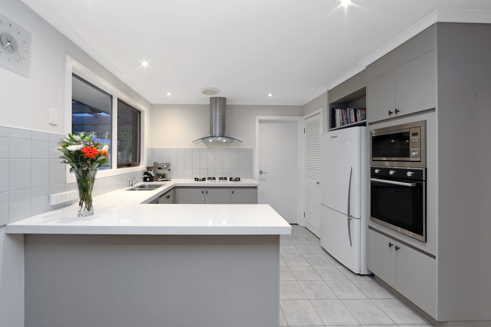 76 Balladonia Road, Rowville, VIC 3178, Rowville - Thumbnail 2