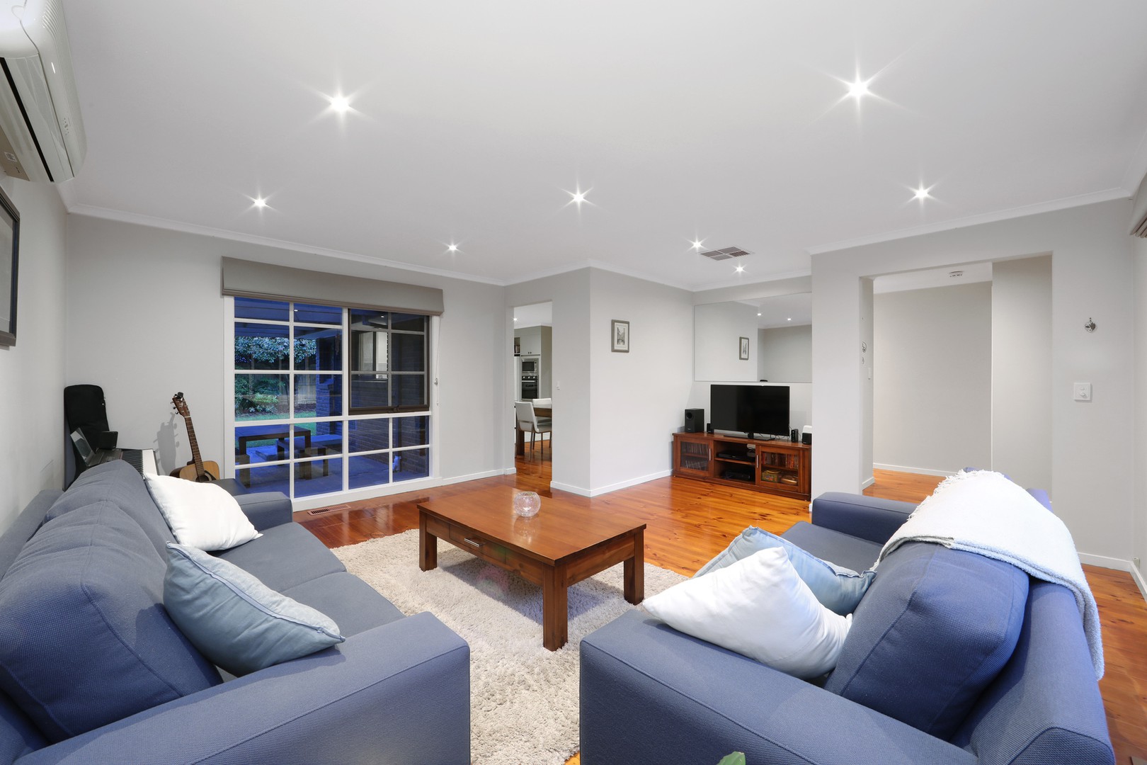 76 Balladonia Road, Rowville, VIC 3178, Rowville - Thumbnail 4