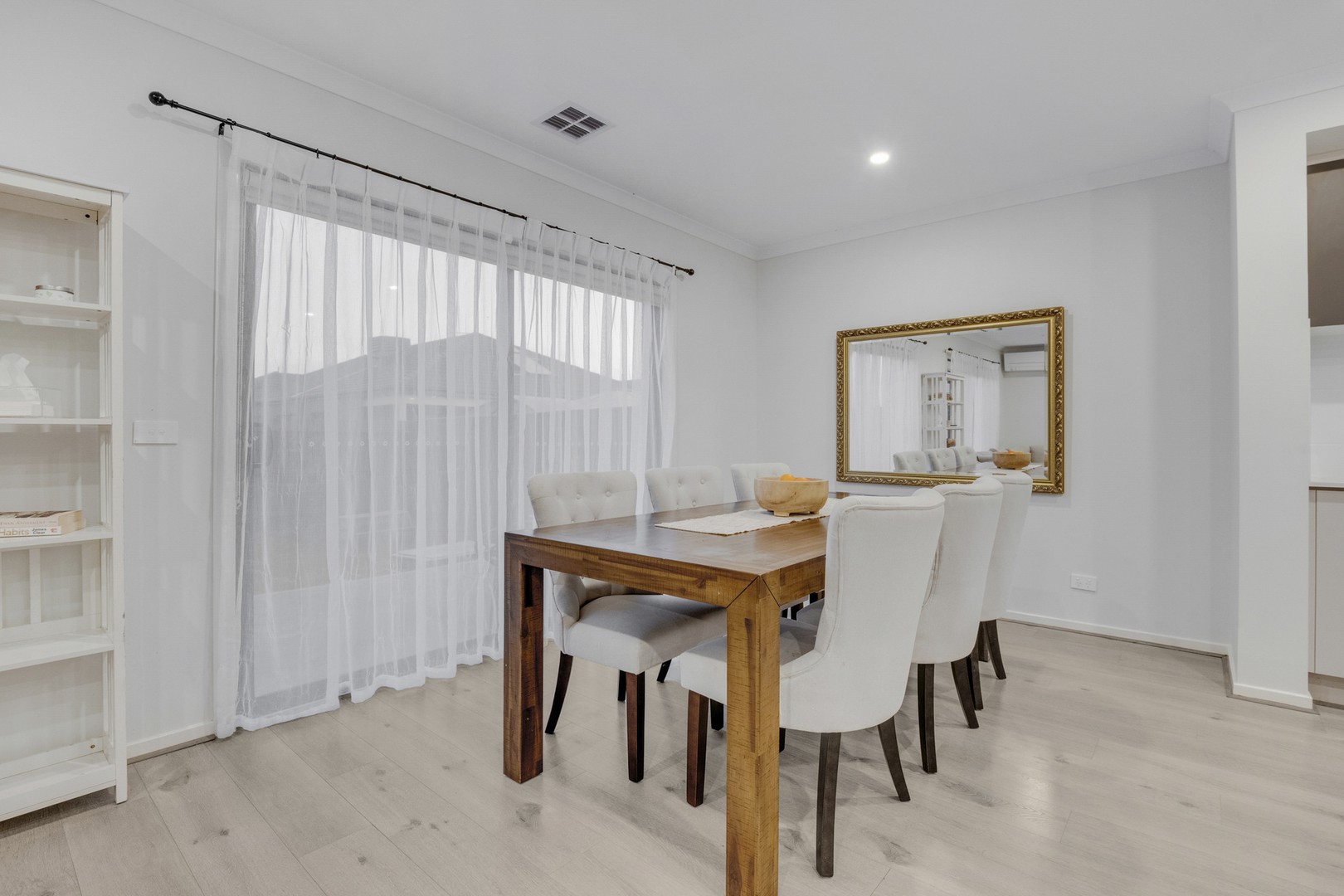 76 Compass Crescent, Donnybrook, VIC 3064, Donnybrook - Thumbnail 4