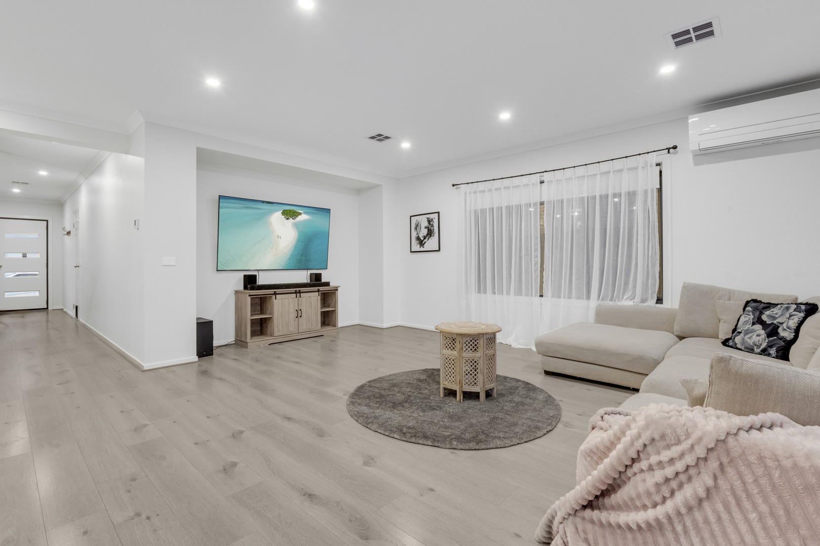 76 Compass Crescent, Donnybrook, VIC 3064, Donnybrook - Thumbnail 5