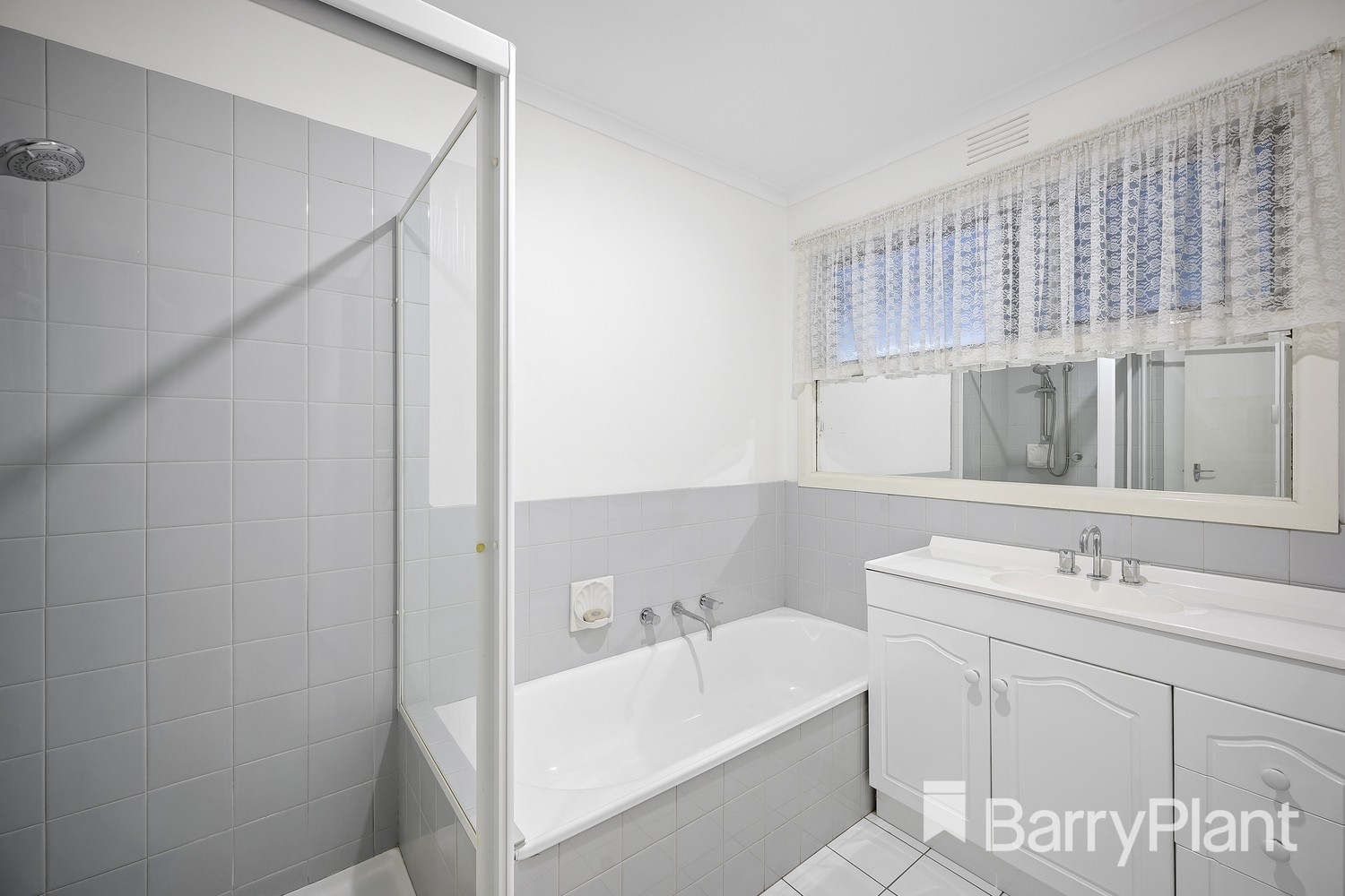 76 Delta RoadGreensborough, VIC 3088, Greensborough - Thumbnail 5