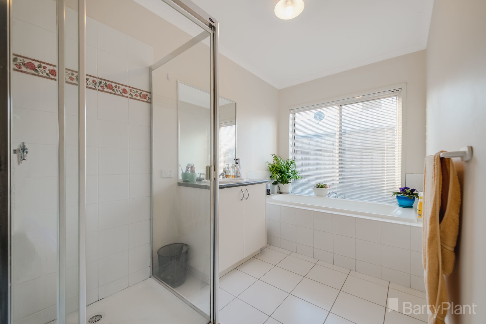 76 Dunbarton Drive, Pakenham, VIC 3810, Pakenham - Thumbnail 7