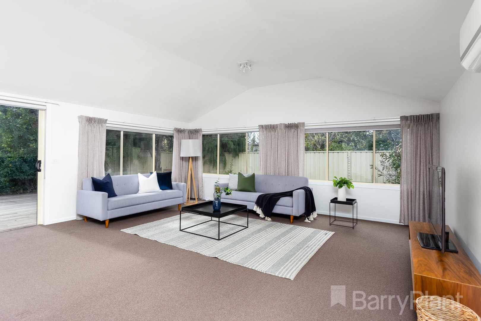 76 Foxwood Drive, Point Cook, VIC 3030, Point Cook - Thumbnail 6