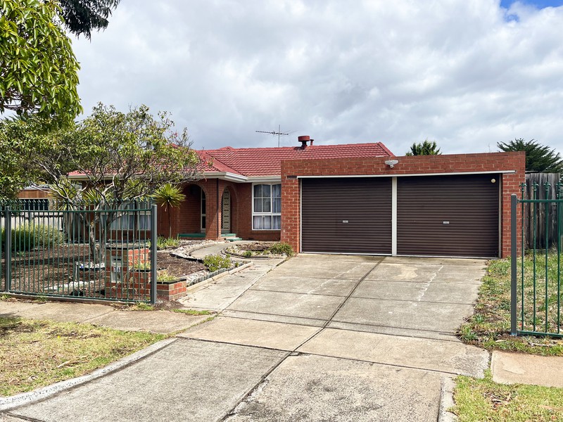 76 James Cook Drive, Melton West, VIC 3337 - Image - 03/12/2025
