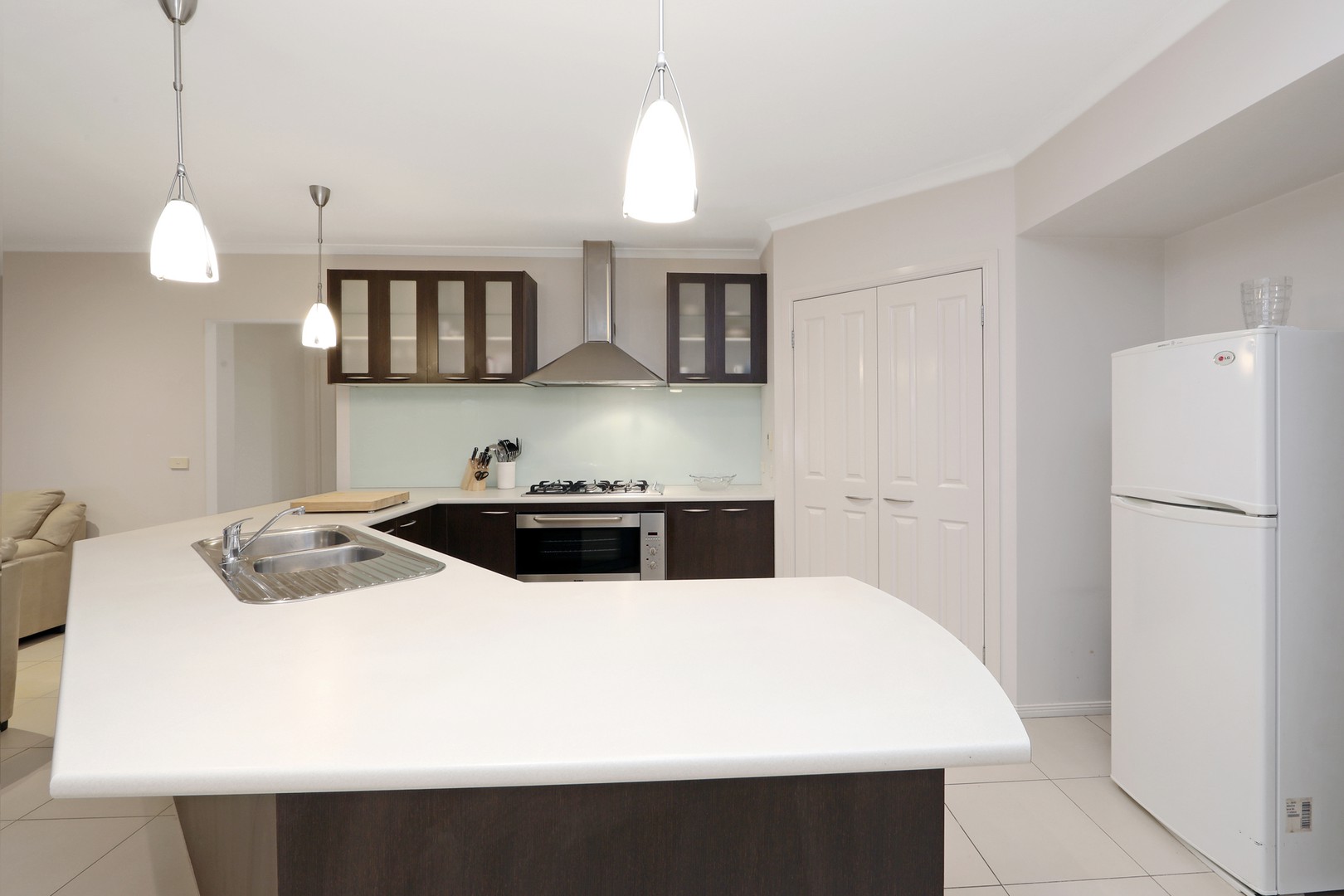 76 Jubilee Drive, Rowville, VIC 3178, Rowville - Thumbnail 2