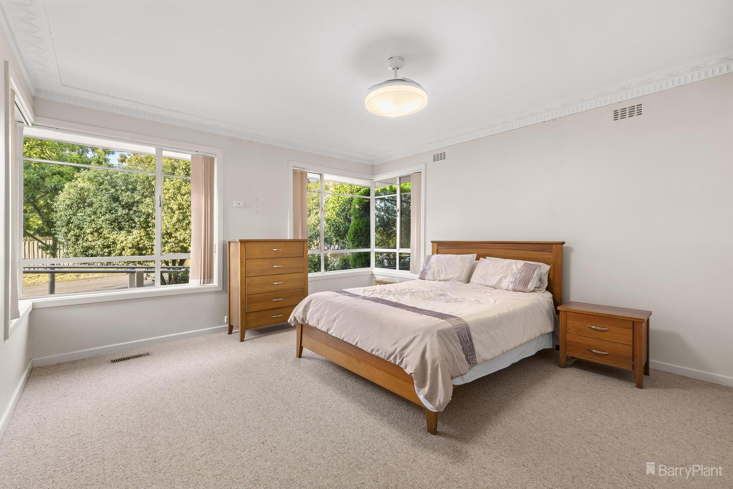 76 Latrobe Street, Bulleen, VIC 3105, Bulleen - Thumbnail 7