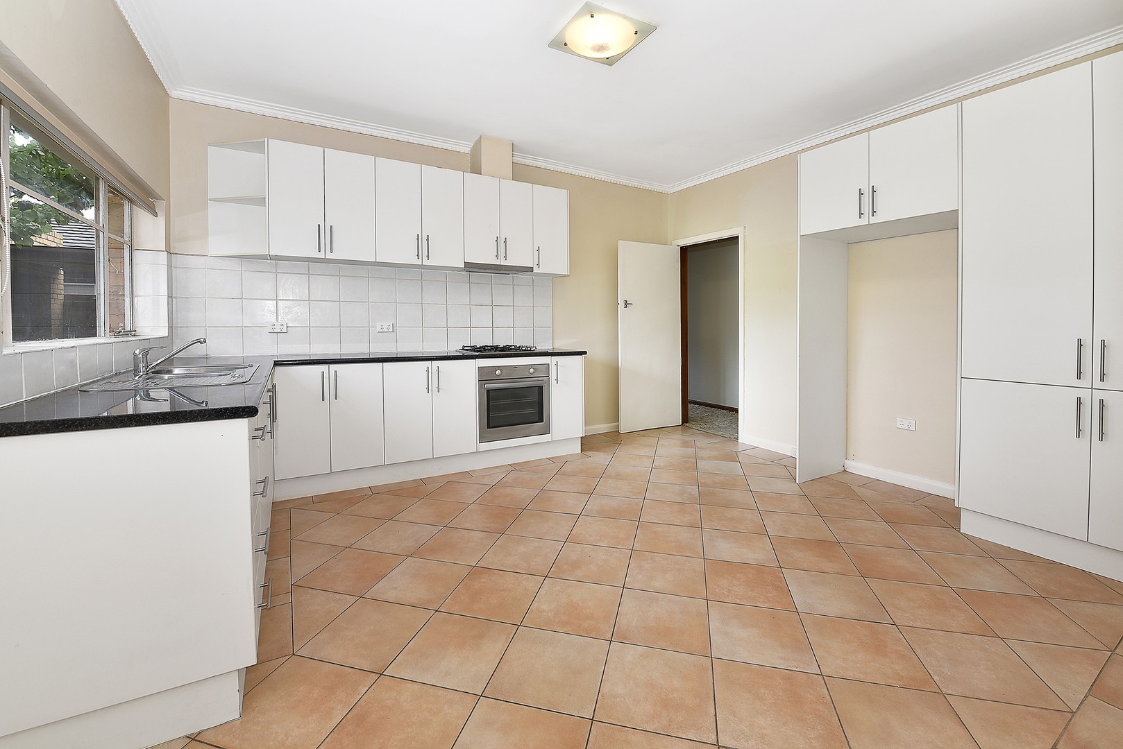 76 Mcintosh Street, Airport West, VIC 3042, Airport West - Thumbnail 5