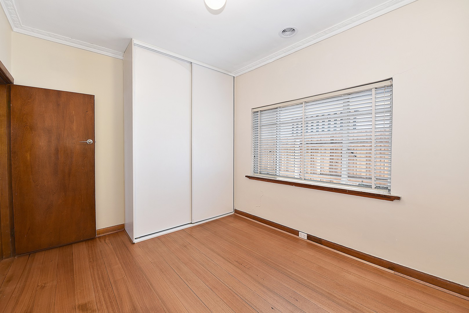 76 McIntosh  Street, Airport West, VIC 3042, Airport West - Thumbnail 5