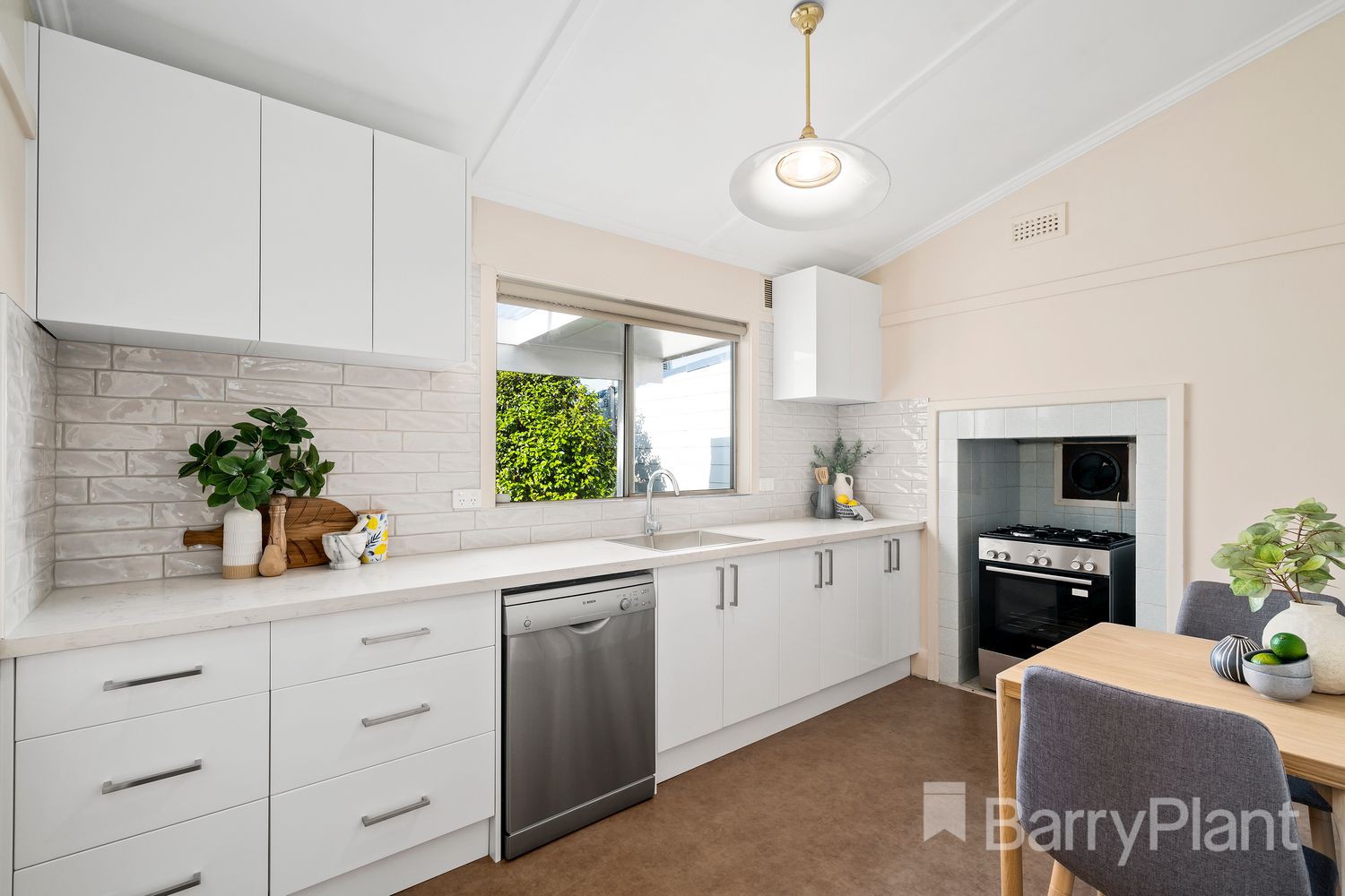 76 Monash StreetSunshine, VIC 3020, Sunshine - Thumbnail 3