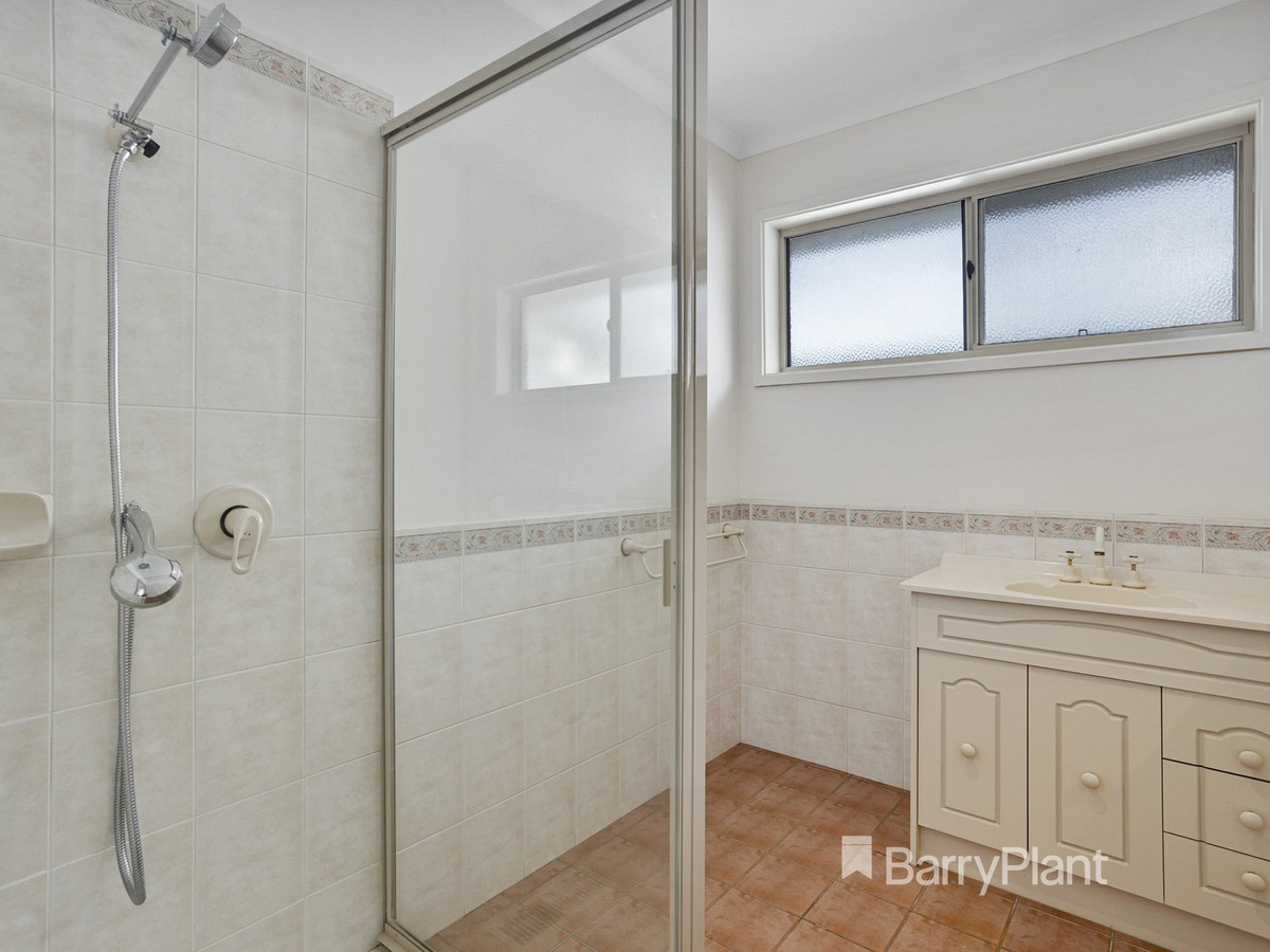 76 Seventh Avenue, Rosebud, VIC 3939, Rosebud - Thumbnail 5