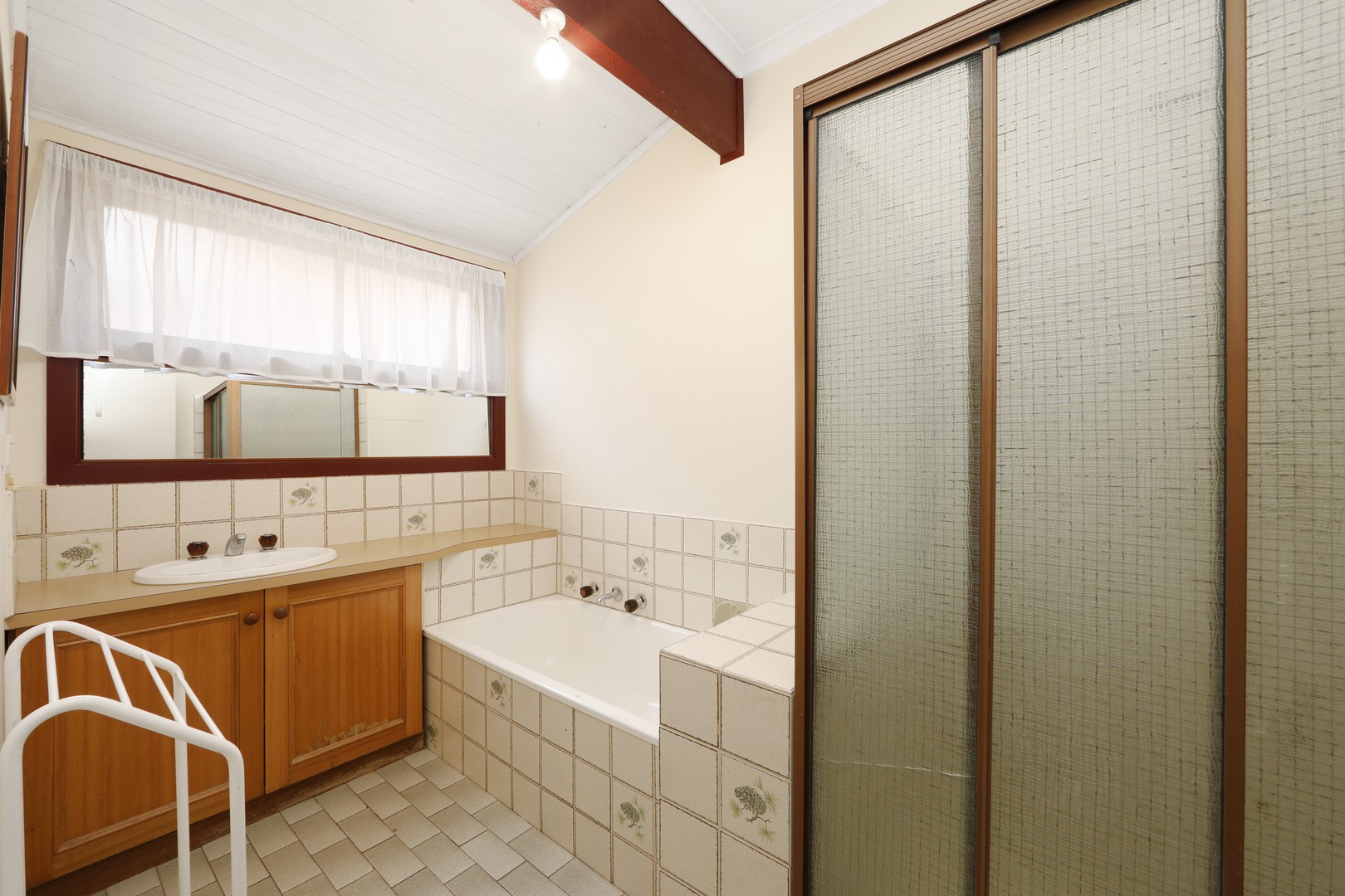 76 Sheppard Drive, Scoresby, VIC 3179, Scoresby - Thumbnail 5