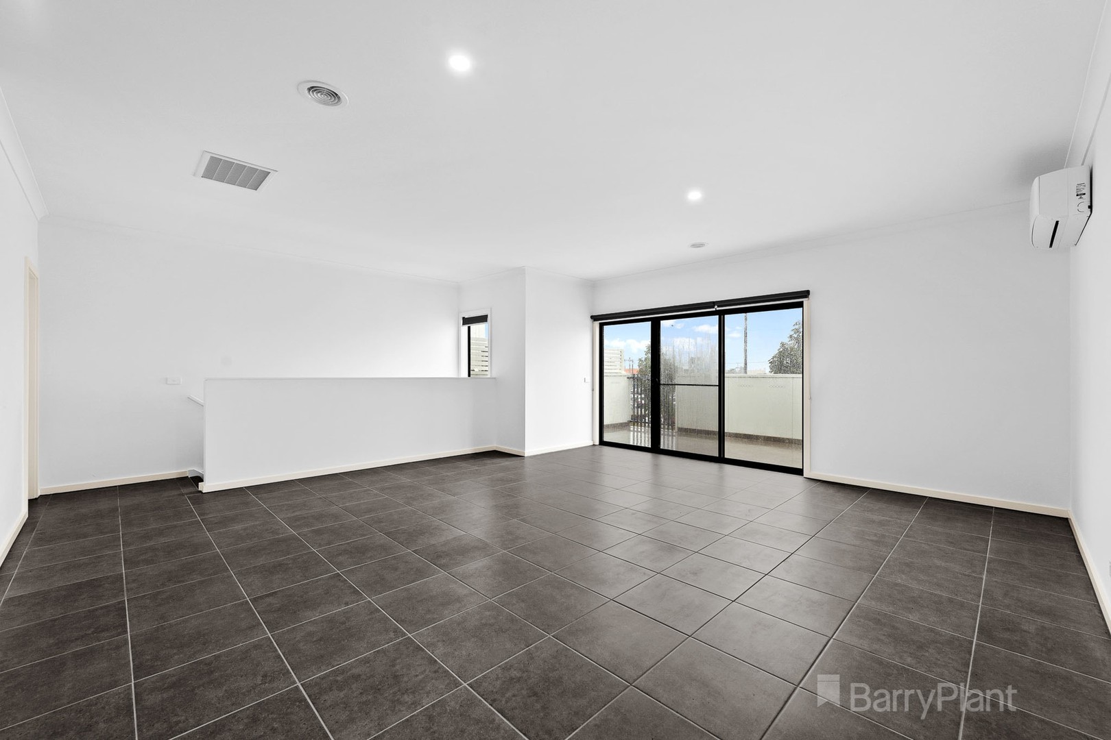 76 Station Street, Pakenham, VIC 3810, Pakenham - Thumbnail 4
